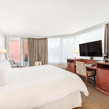 Victoria Regent Waterfront Hotel & Suites Exterior foto